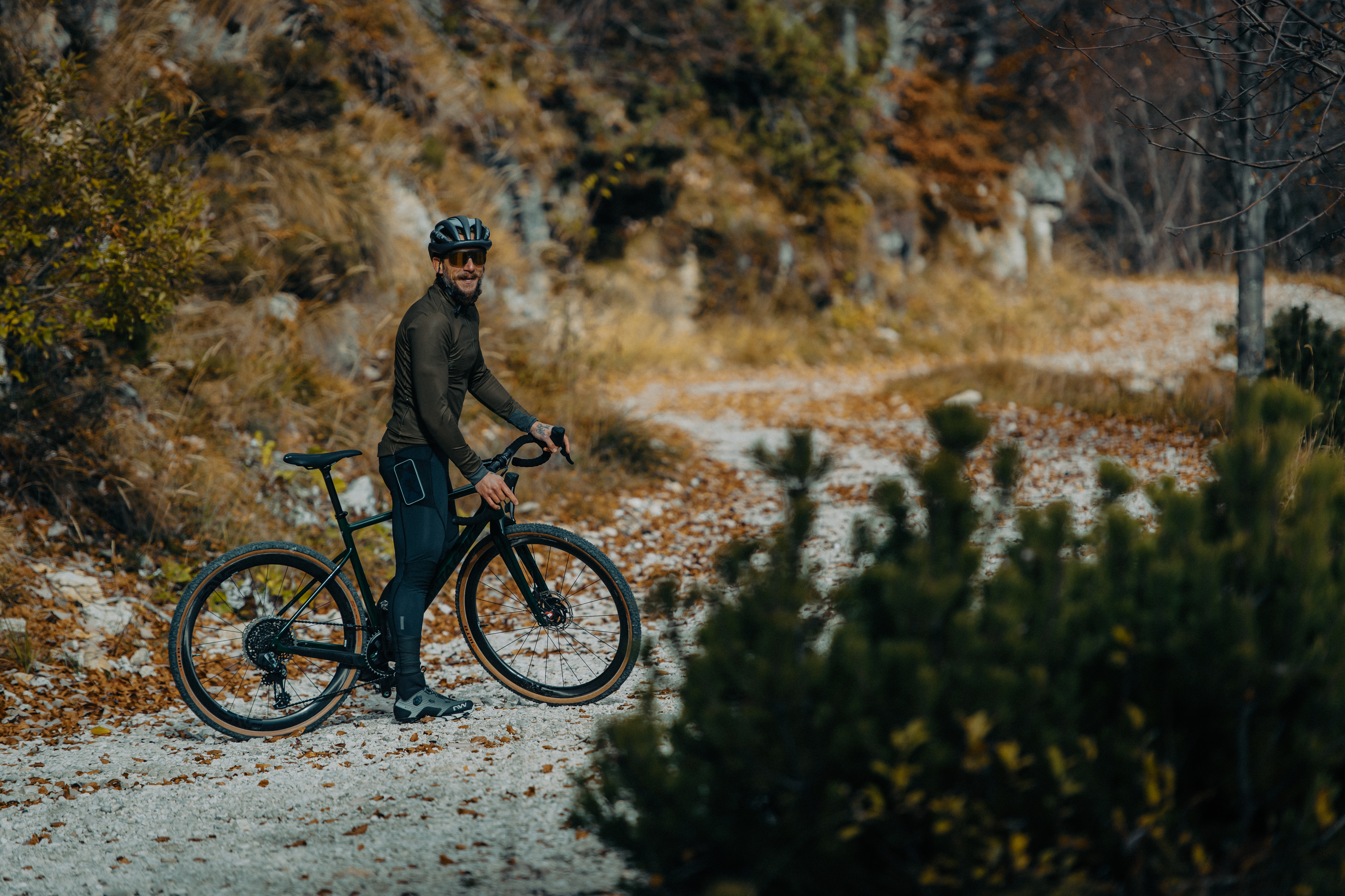 ¿Cómo prepararse para no pasar frío en invierno encima de tu bicicleta?